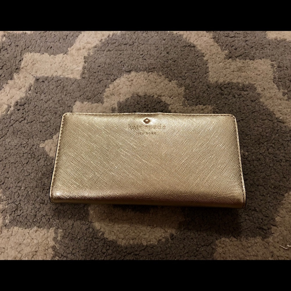 GOLD KATE SPADE WALLET